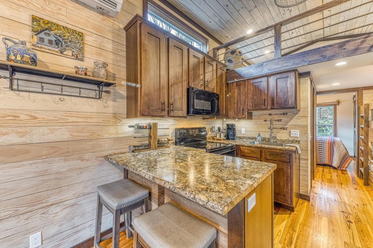 Smoky Mountain Tiny Home Піджен-Фордж Екстер'єр фото
