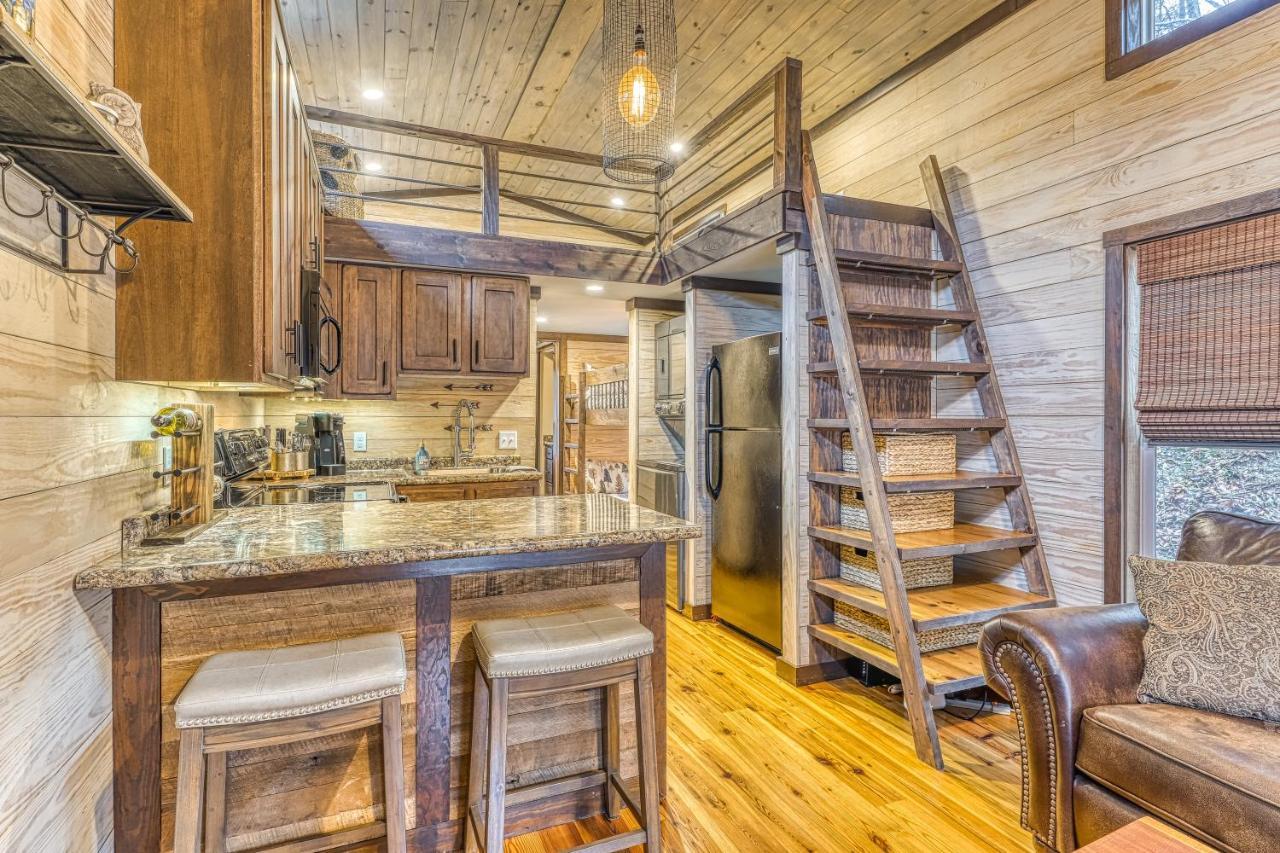 Smoky Mountain Tiny Home Піджен-Фордж Екстер'єр фото