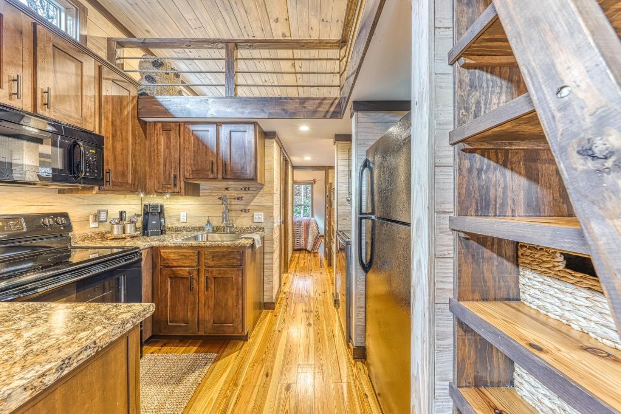 Smoky Mountain Tiny Home Піджен-Фордж Екстер'єр фото